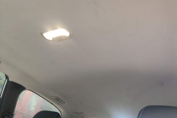 Used SAIC MAXUS EUNIQ 5 