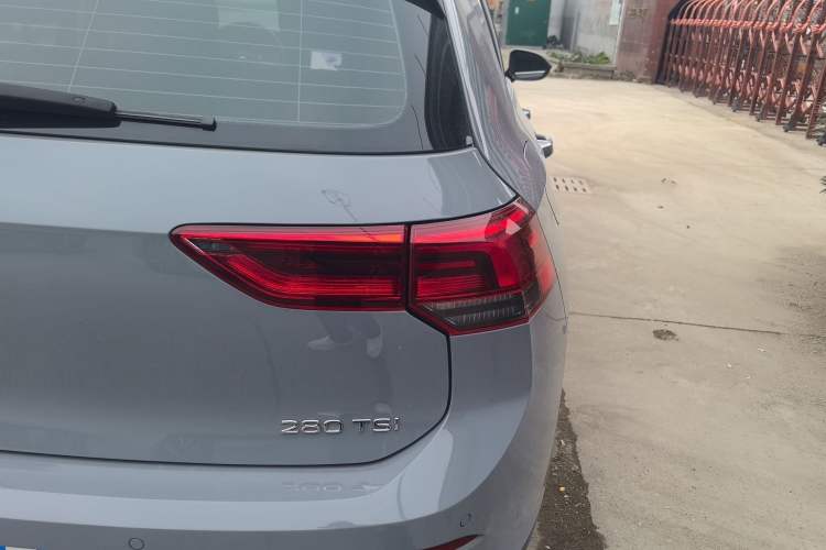 Used Volkswagen Golf 2021 280TSI DSG Pro Right Rear Taillight