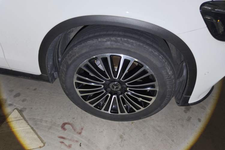 Used Mercedes-Benz GLC 2019 GLC 260 4MATIC Dynamic Edition Right Front Wheel Hub