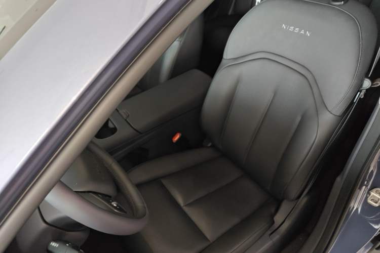 Used Nissan N6 2026 Model 180 Max Left Front Seat