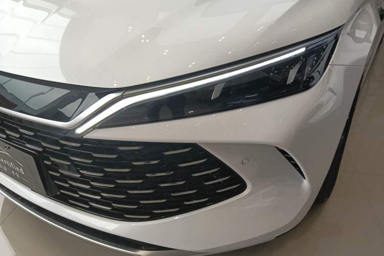 Used BYD Qin L 2025 DM-i Smart Drive 120KM Superior Model