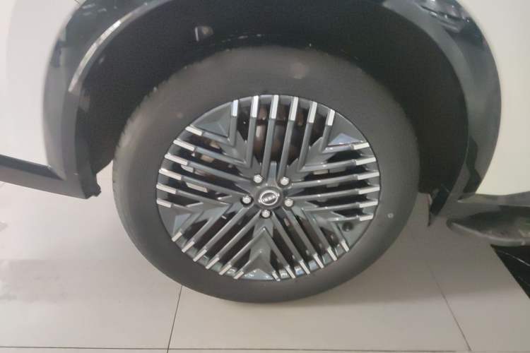 Used Nissan Pathfinder 2024 380 VC-TURBO Four-Wheel Drive Prestige Edition 6 Seats Right Rear Wheel Hub