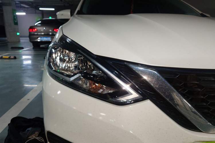 Used Nissan Sylphy 2022 Classic 1.6XE CVT Comfort Edition Right Front Headlight