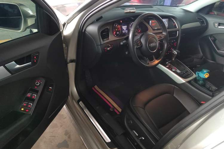 Used Audi A4L 2015 35 TFSI Automatic Standard Model
