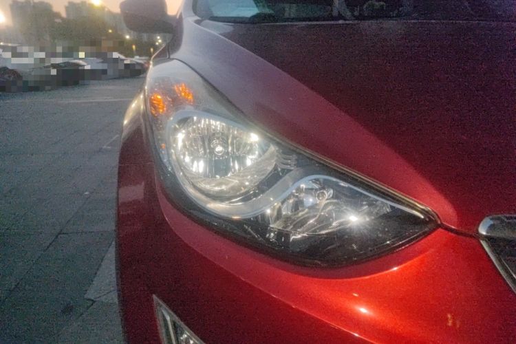 Used Hyundai Elantra (5th Generation / Langdong) 2015 1.6L Automatic Fashion Model Right Front Headlight