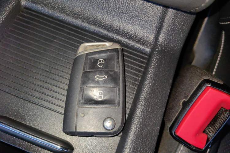 Used Volkswagen Lamando 2019 280TSI DSG Comfort Edition China VI standard
