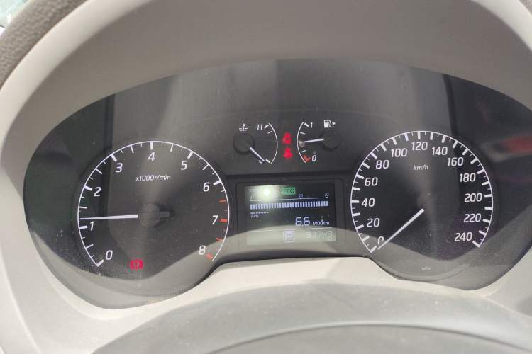 Used Nissan Sylphy 2012 1.6 XL CVT Luxury Edition Instrument Cluster