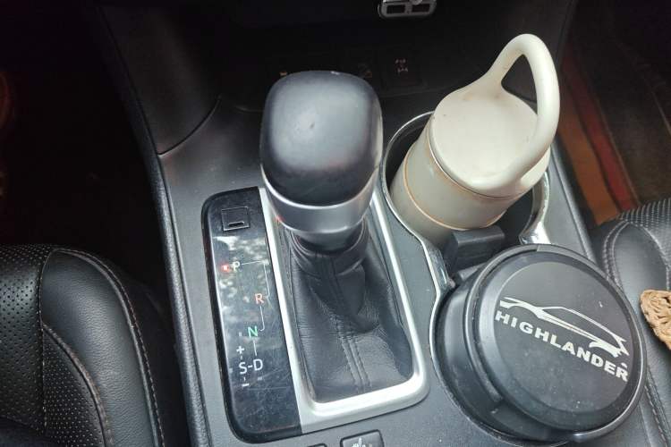 Used Toyota Highlander 2015 3.5L 4x4 Luxury Edition 7-seater