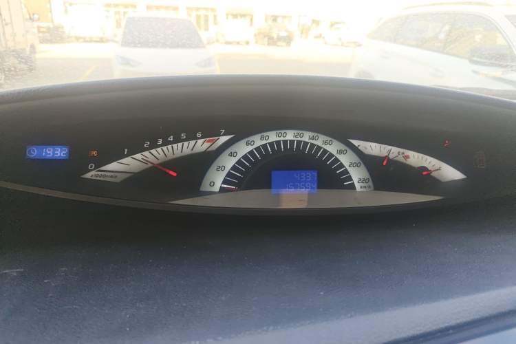 Used JAC Group Refine M5 2012 2.0T Gasoline Manual Business Edition