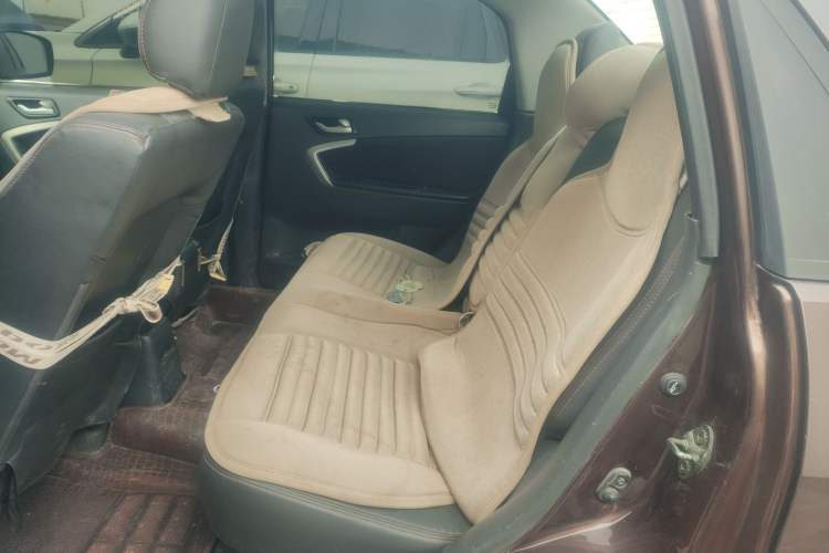 Used Suzuki Liana A6 2014 Sedan 1.4L Manual Dream Edition
