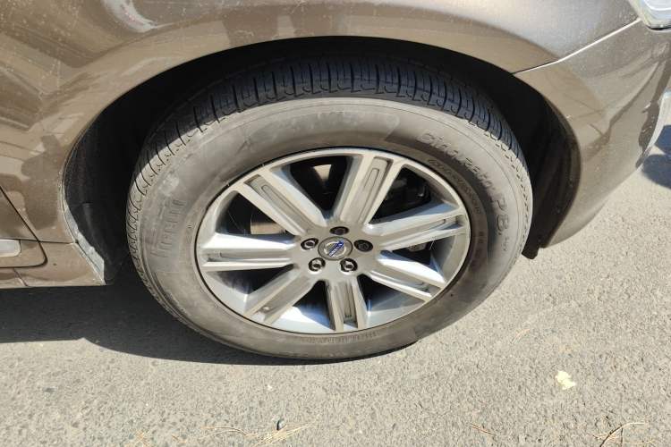 Used Volvo XC60 2017 T5 Smart Upgrade Edition
