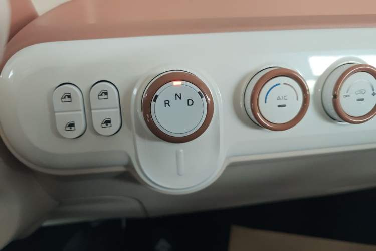 Used Bestune Pony 2026 222km Colorful Horse
