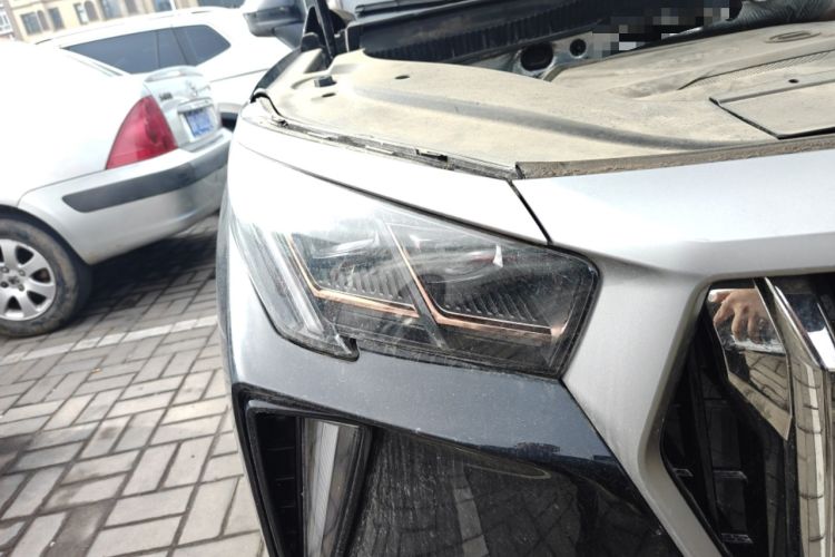 Used GAC Trumpchi GS4 PLUS 2021 390T Automatic Nebula Edition Right Front Headlight