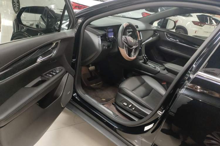 Used Cadillac XT5 2021 2.0T Two-Wheel Drive Luxury Version
