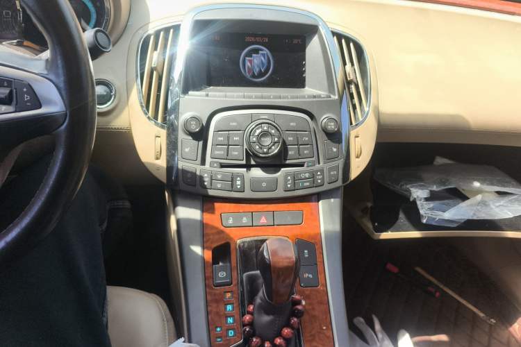 Used Buick LaCrosse 2011 2.4L SIDI Haoya Edition