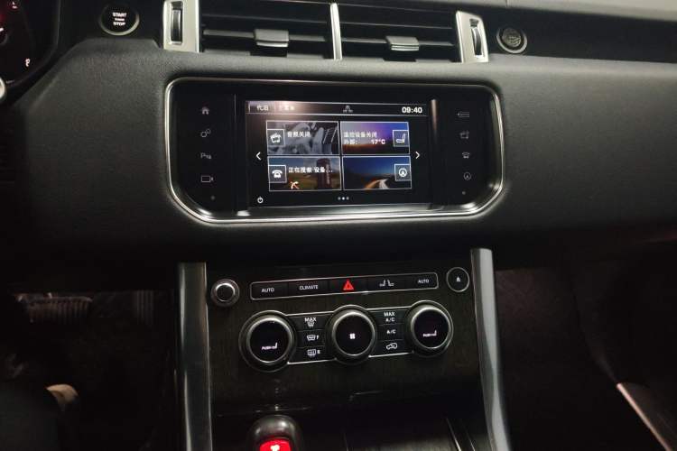 Used Land Rover Range Sport 2016 3.0 SC V6 HSE Audio And AC Panel