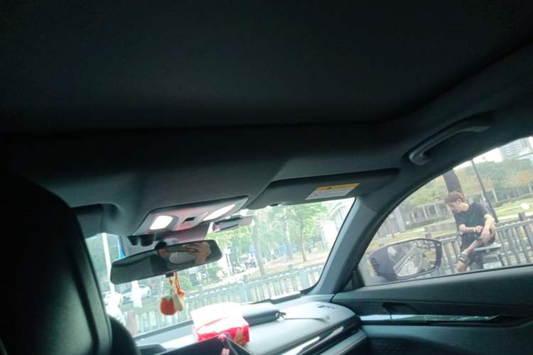 Used CHANGAN UNI-V 2022 1.5T Prestige Version Headliner