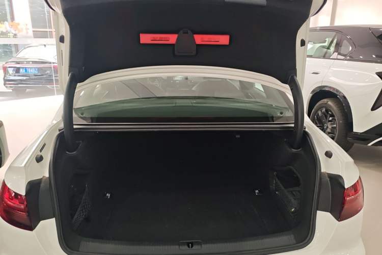 Used Audi A4L 2025 2 Million Units Enjoyment Version 40 TFSI Luxury Dynamic Edition B&O Starry Night Edition