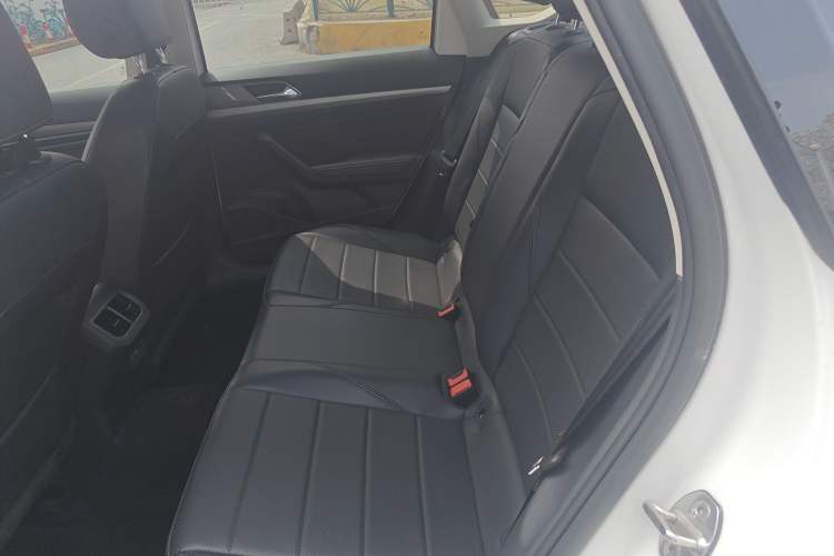 Used Volkswagen Lavida Pure Electric 2019 Enjoyment Edition Left Rear Seat