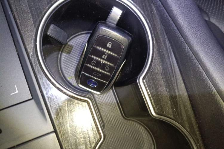 Used Lexus LM 2020 300h Seven-Seat Elegant Edition
