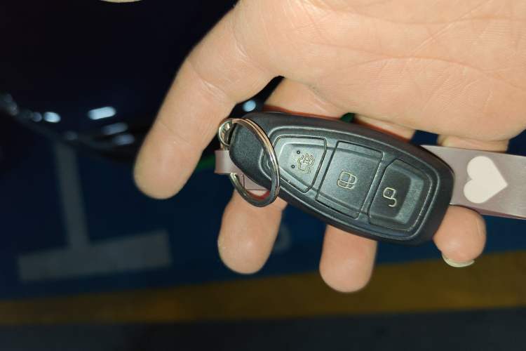 Used Ford Mondeo 2011 2.0L GTDi 200 Luxury Edition
