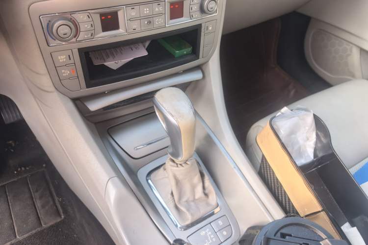 Used Citroen C5 2011 2.3L Automatic Zunyu Version
