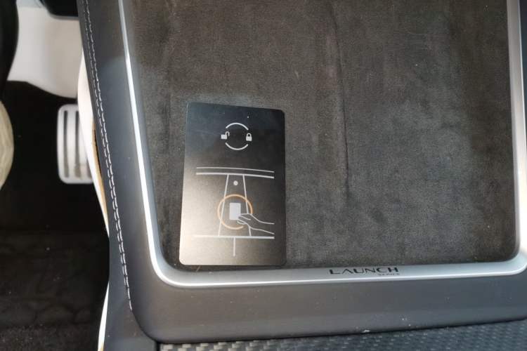 Used Tesla Model Y 2025 Long-Range All-Wheel Drive First Edition