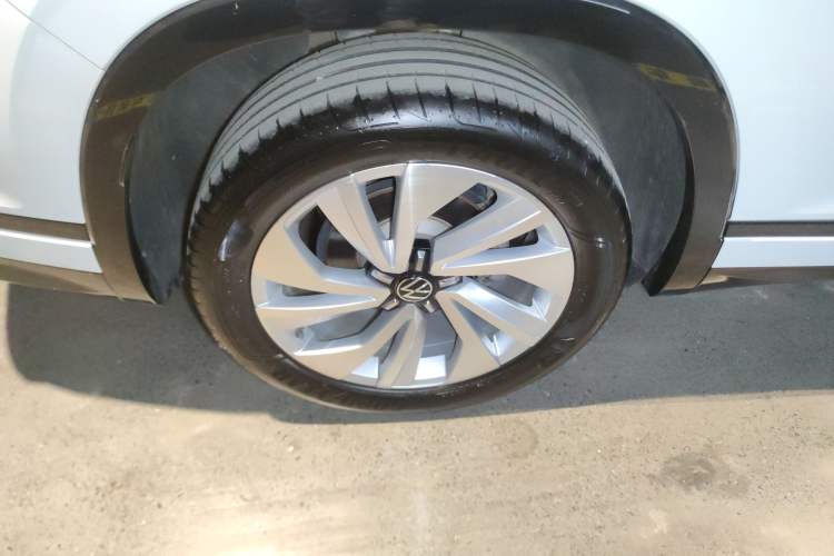 Used Volkswagen Tayron X 2020 330TSI Two-Wheel Drive Luxury Smart Connectivity Version Exterior 3