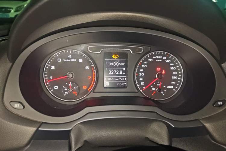 Used Audi Q3 2015 35 TFSI Comfort Model