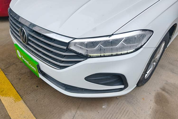 Used Volkswagen Lavida 2023 1.5L Automatic De Yi Edition Left Front Headlight