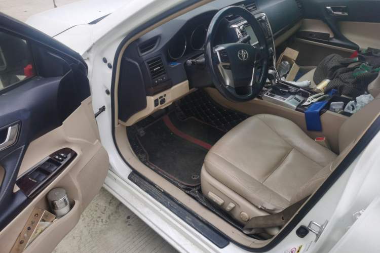 Used Toyota Reiz 2012 2.5V Fengdu Elite Stylish Edition Driver Seat