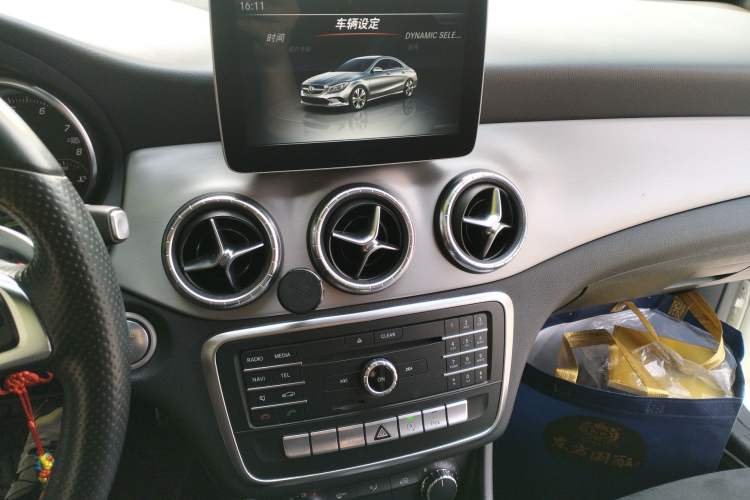 Used Mercedes-Benz CLA 2017 CLA 220 4MATIC
