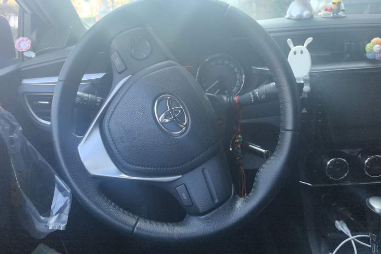 Used Toyota Corolla 2014 1.6L CVT GL-i Leather Edition