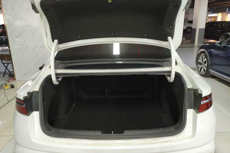 Used Geely Auto Preface 2023 2.0TD Luxury Version
