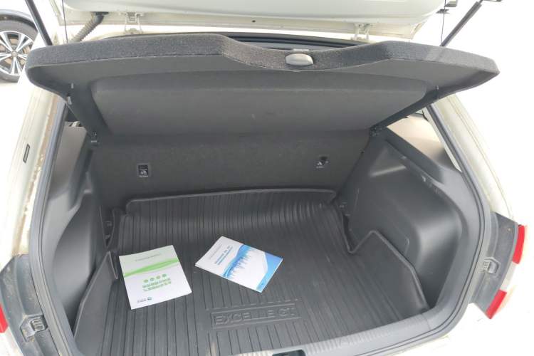 Used Skoda Rapid Spaceback 2019 Revised Version 1.5L Manual Standard Edition China VI