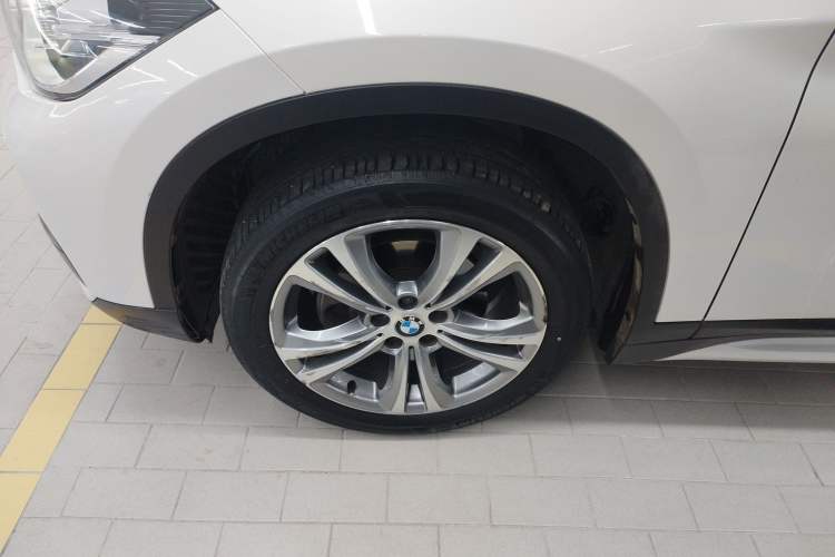 Used BMW X1 2018 sDrive18Li Luxury Model Left Front Wheel Hub