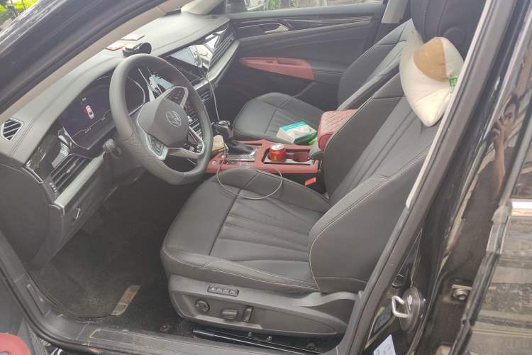 Used Volkswagen Passat 2025 Outstanding Model 380TSI Starry Dragon Edition
