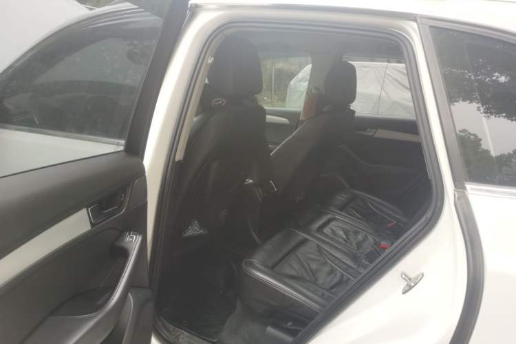 Used Audi Q5 2013 40 TFSI Technology Edition Left Rear Seat
