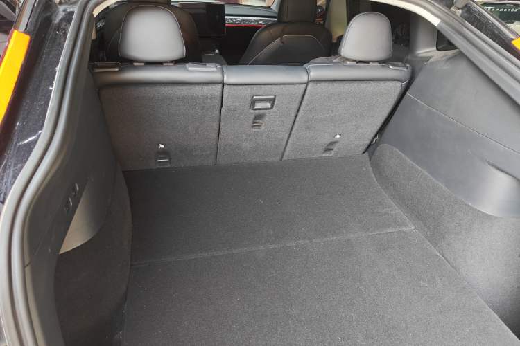 Used Tesla Model Y 2022 Rear-Wheel-Drive Version