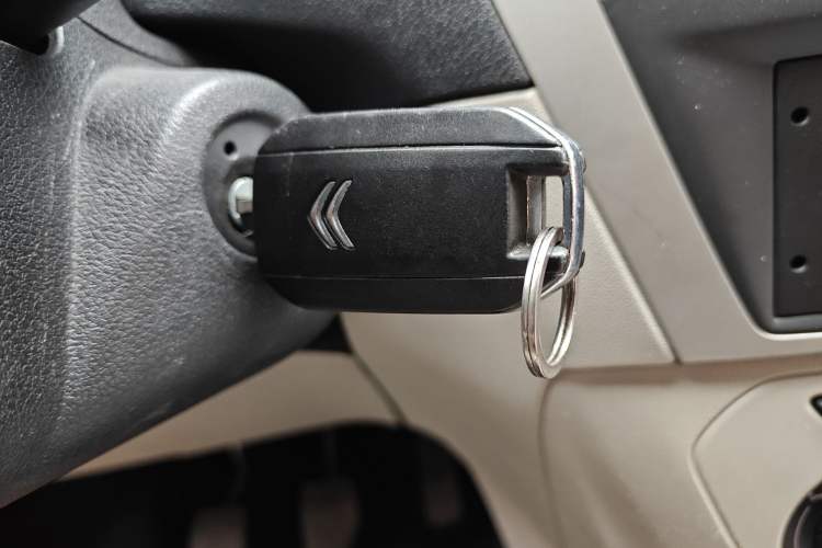 Used Citroen Elysee 2014 1.6L Manual Fashion Edition
