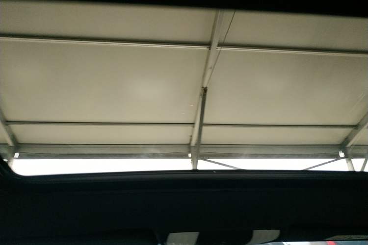 Used Mercedes-Benz E-Class 2015 E 260 L Sport Edition
