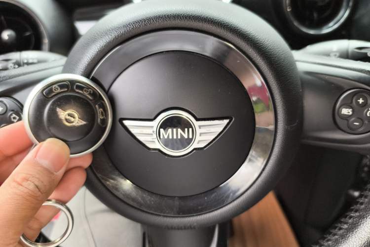 Used MINI Coupe 2012 1.6L COOPER Vehicle Key
