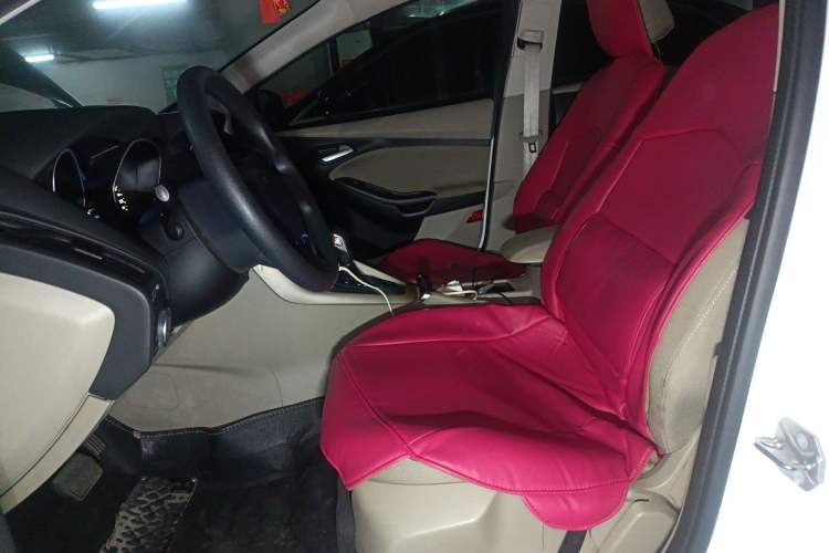 Used Ford Focus 2015 Sedan 1.6L Automatic Comfort Model