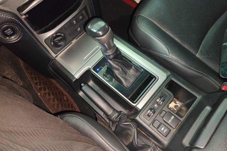 Used Toyota Prado 2018 3.5L Automatic TX-L with Rear-Mounted Spare Tire