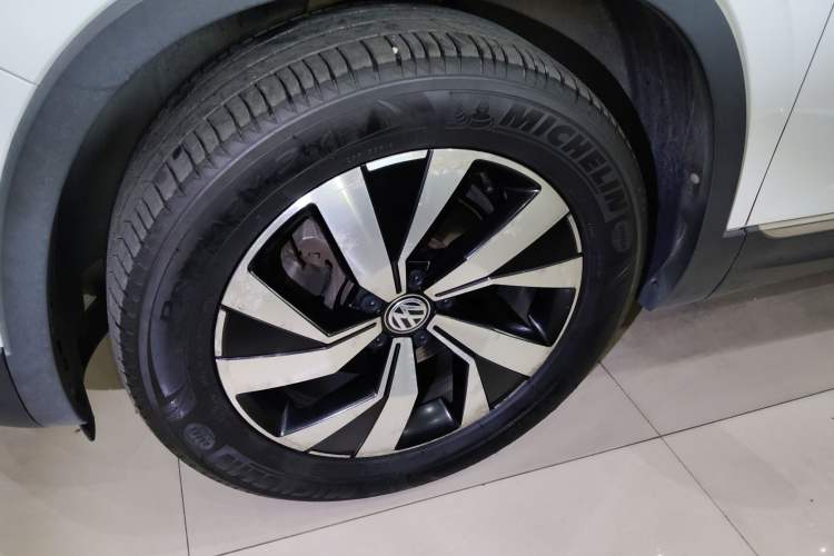 Used Volkswagen Tayron 2019 330TSI Two-Wheel-Drive Luxury Plus China VI Standard