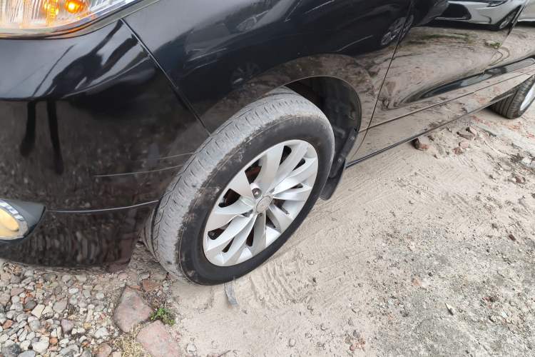 Used FORTHING CM7 2014 2.4L Manual Executive Model