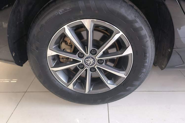 Used BYD Qin PLUS 2024 HONOR Edition DM-i 55KM Leading Model
