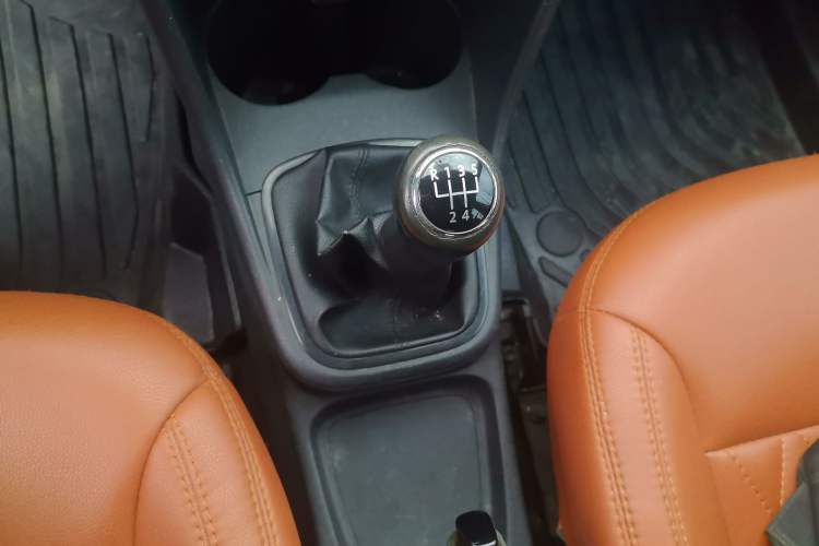 Used Volkswagen Polo 2011 1.4L Manual ZhiLe Edition