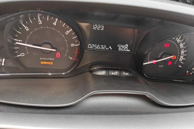Used Peugeot 2008 2014 1.6L Manual Trend Edition Odometer Close Up