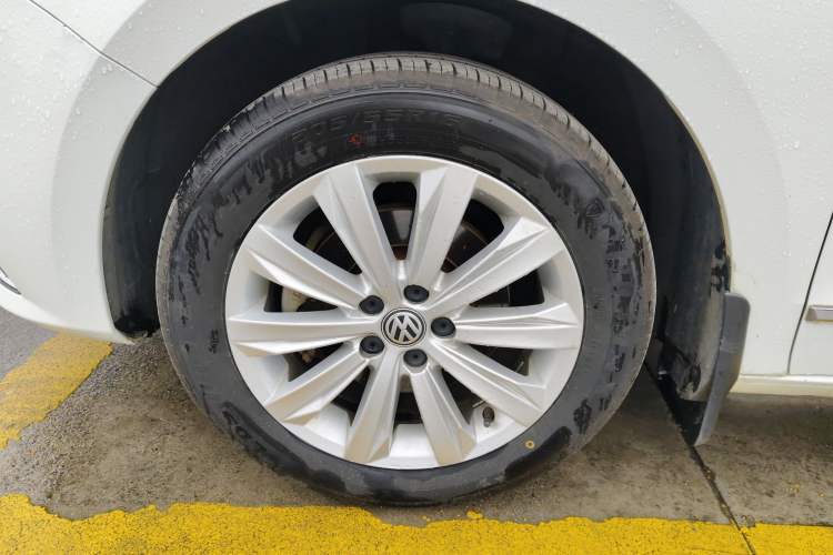 Used Volkswagen Bora 2016 1.6L Manual Comfort Model
